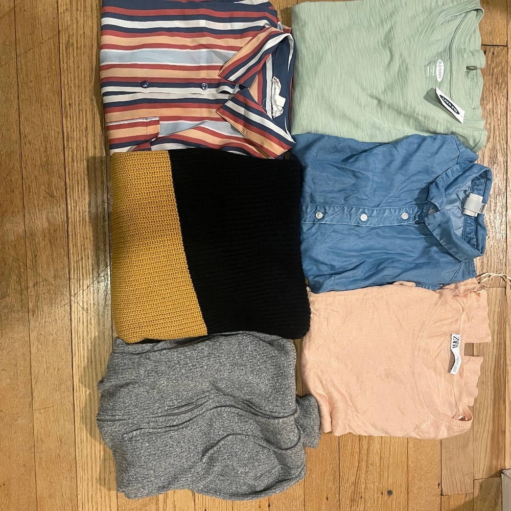 Women’s size S long sleeve shirts